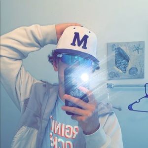 Meet your Posher, Aiden